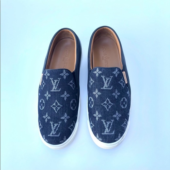 Louis Vuitton Authentic Monogrammed Denim Slip Ons…Sz: 7.5….Great Condition - Picture 1 of 8